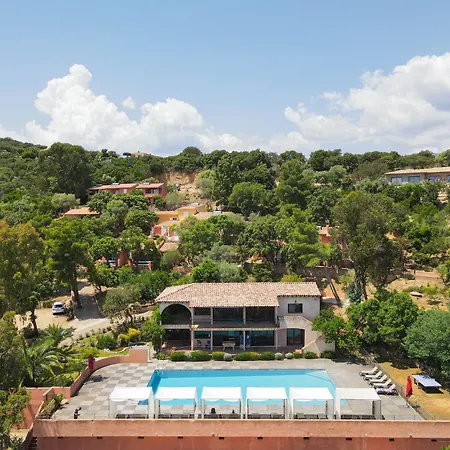 Hotel apartamentowy Royal Palm 3*