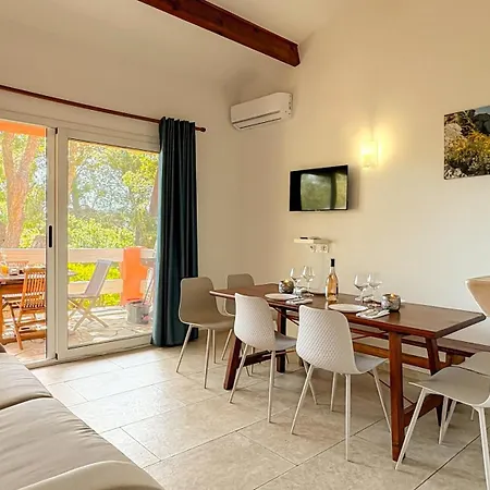 Ξενοδοχείο με διαμερίσματα Royal Palm 3*
