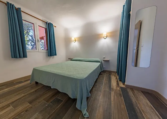 Hotel apartamentowy Royal Palm Porto-Vecchio (Corsica)