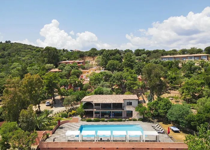 Hotel apartamentowy Royal Palm 3*